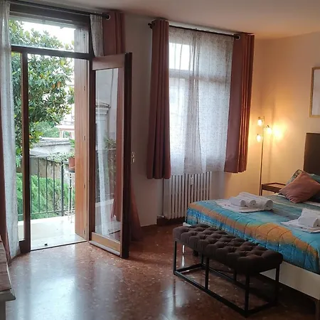 Verona Relax & Stay Apartments Esterno foto